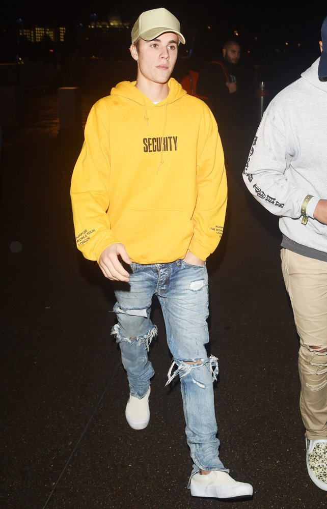 Justin Bieber Seen Out for Dinner