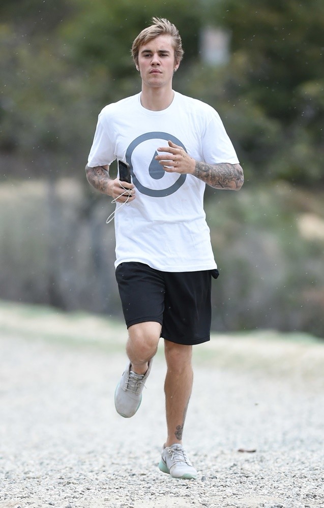 Justin Bieber Takes A Run on A Rainy Windy Day