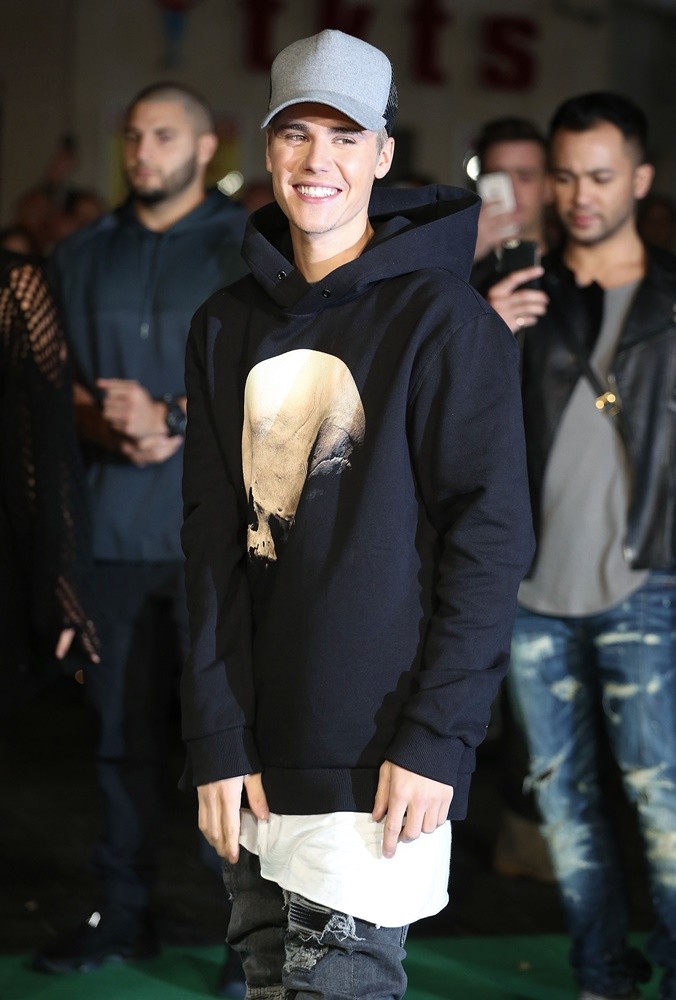 Jumpers for Goalposts Film Premiere - Arrivals