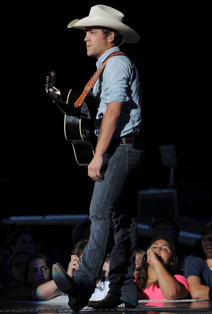 Justin Moore;<br>Justin Moore Performs During The Flatts Fest Tour
