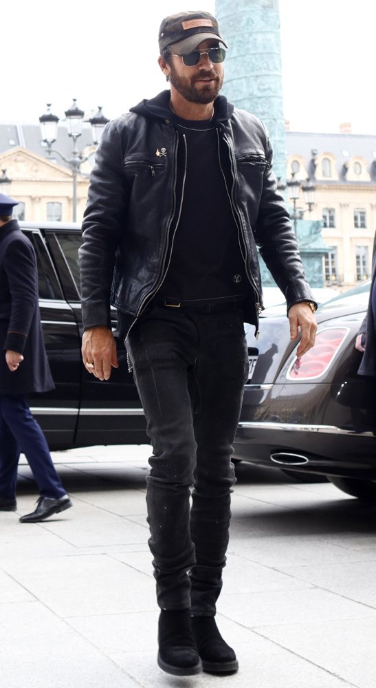 Justin Theroux;<br>Justin Theroux Arrives at His Hotel in Paris