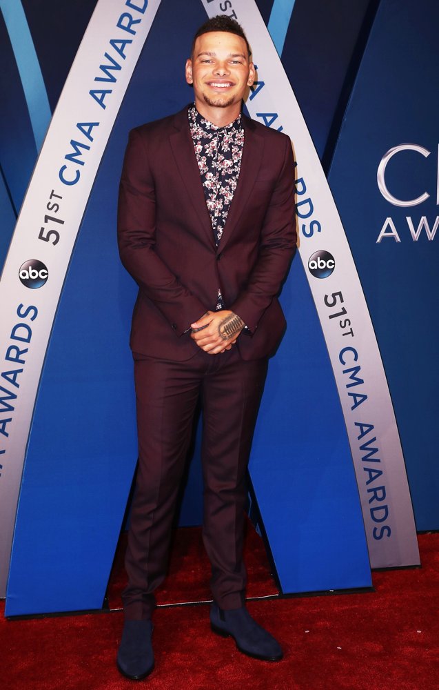 Kane Brown Picture 2 51st Annual CMA Awards Arrivals