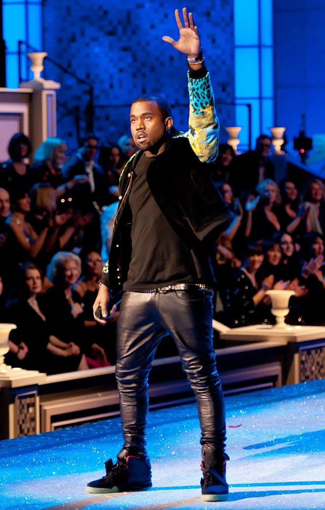 Kanye West;<br>2011 Victoria's Secret Fashion Show - Performance