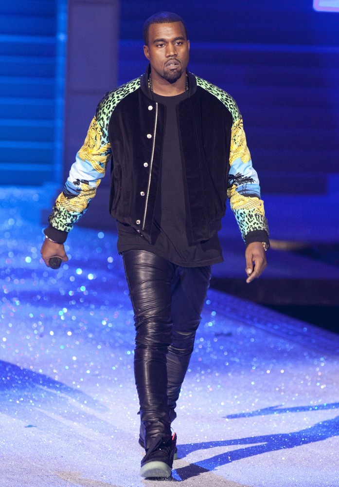 Kanye West<br>2011 Victoria's Secret Fashion Show - Performance