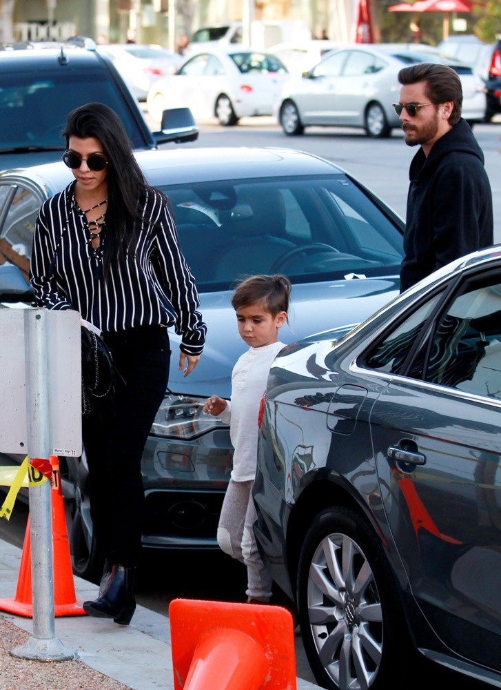 Kourtney Kardashian and Scott Disick Take Mason Disick to RH Contemporary Art