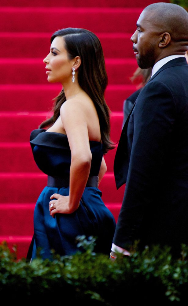 Kim Kardashian;Kanye West;<br>Charles James: Beyond Fashion Costume Institute Gala - Arrivals