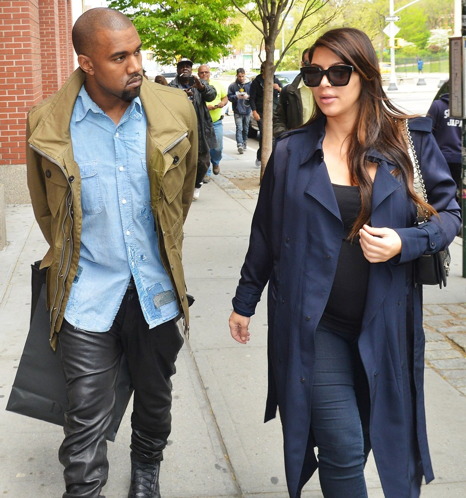 Kanye West;Kim Kardashian;<br>Kim Kardashian and Kanye West Shopping in Soho