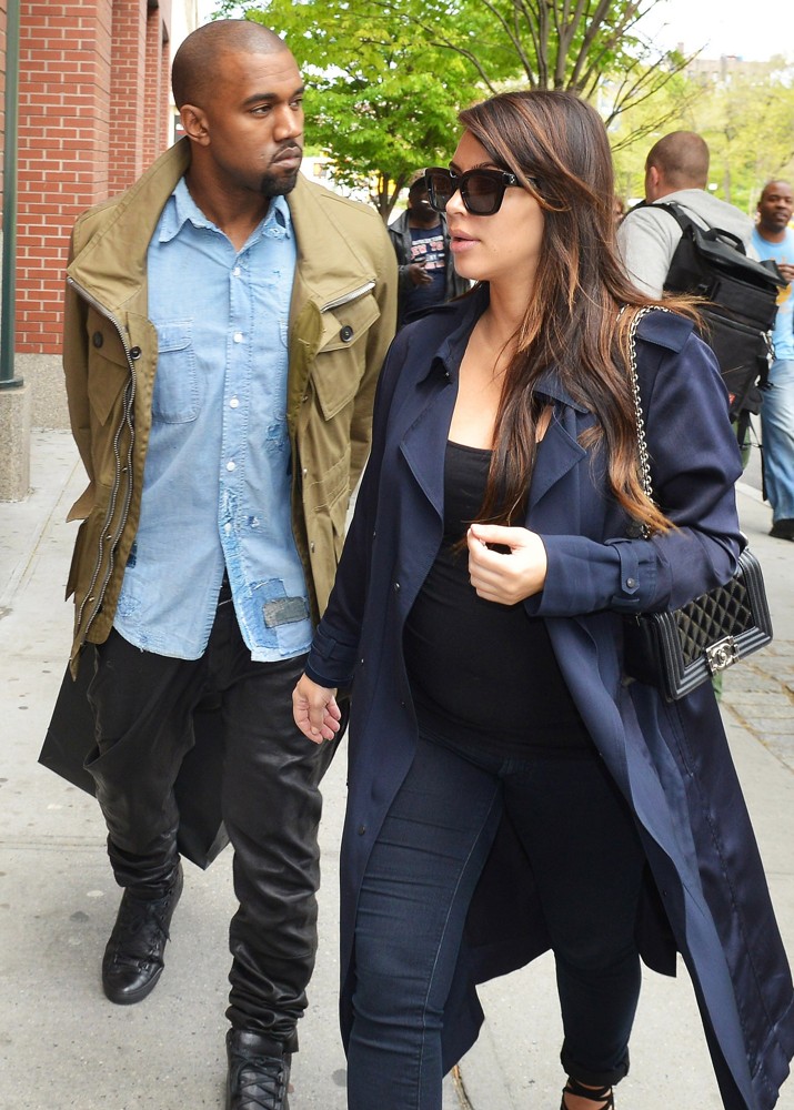 Kanye West;Kim Kardashian;<br>Kim Kardashian and Kanye West Shopping in Soho