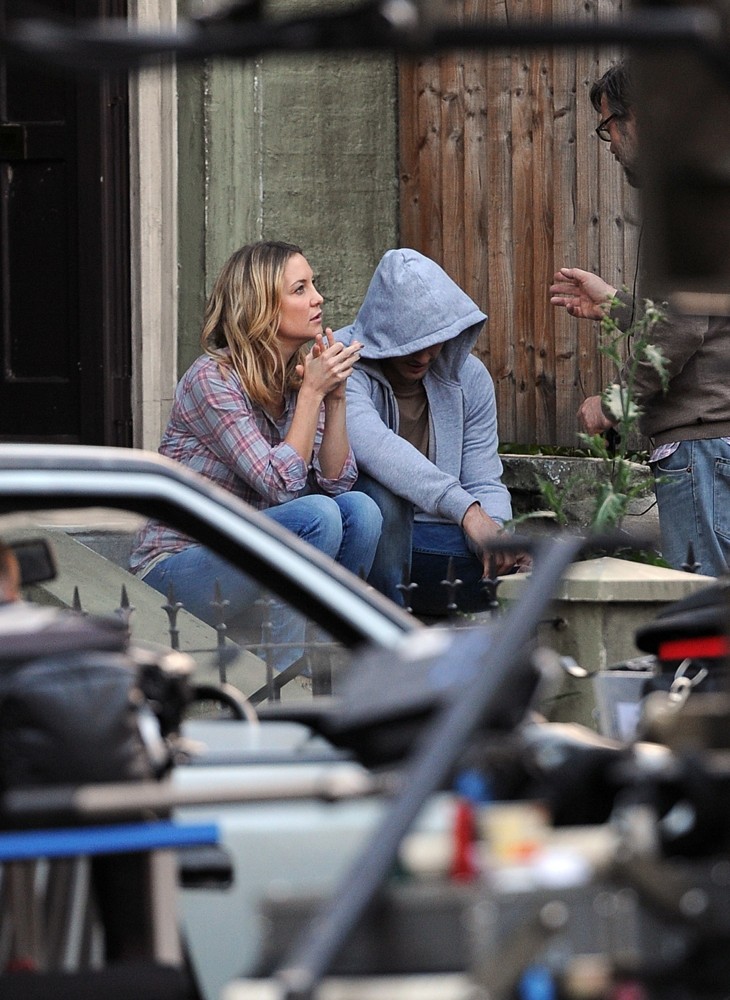Kate Hudson;<br>Filming Movie Good People on Location