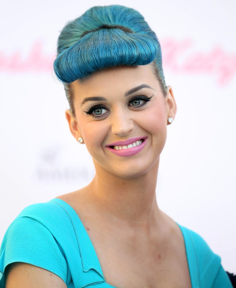Katy Perry;<br>Katy Perry Launch Her Custom Brand of Eyelashes - Katy Perry Eyelashes by Eylure