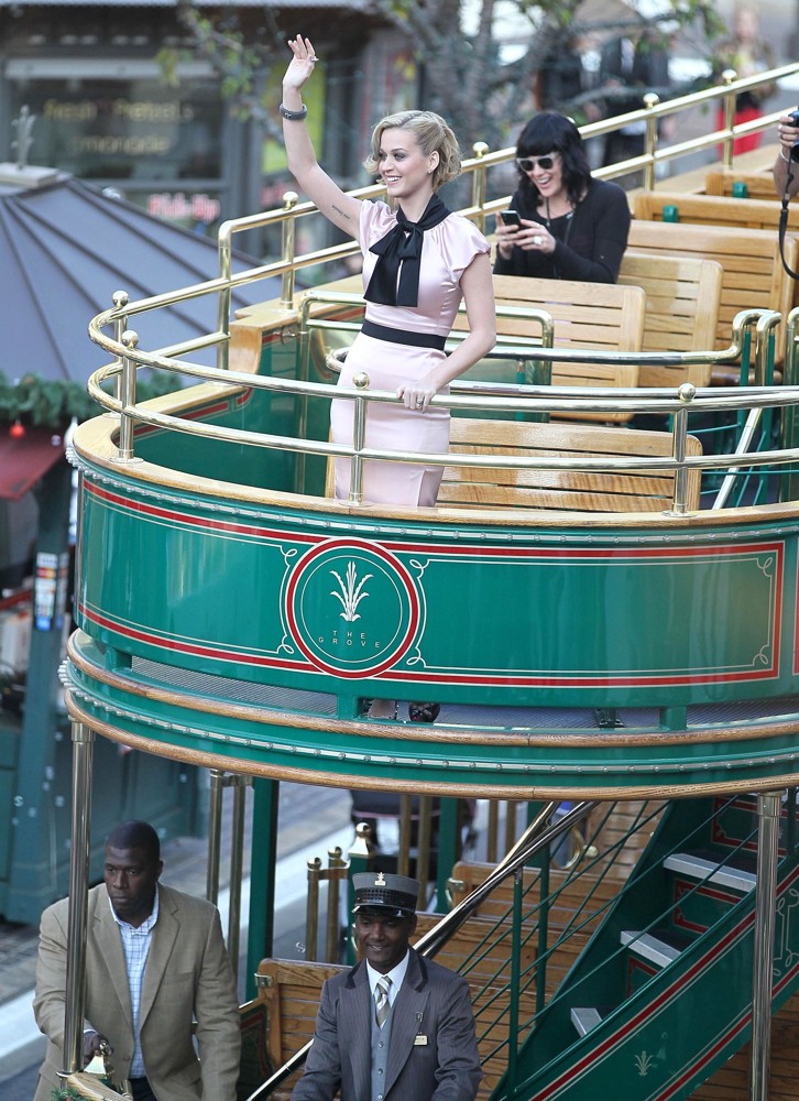 Katy Perry;<br>Katy Perry Launches Her New Fragrance Meow!