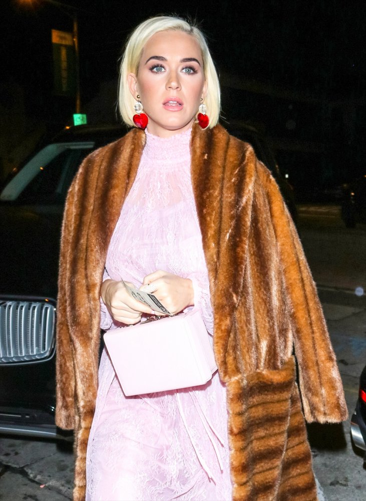 Katy Perry Outside Craig's Restaurant