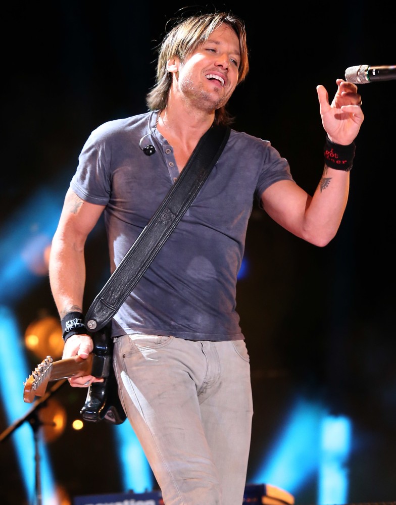 Keith Urban;<br>The 2013 CMA Music Festival - Day 3