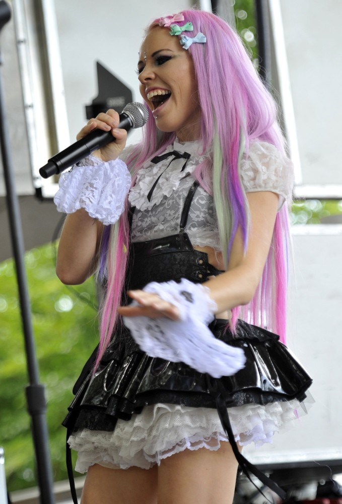 Kerli;<br>Lollapalooza Music Festival 2011 - Performances - Day 1