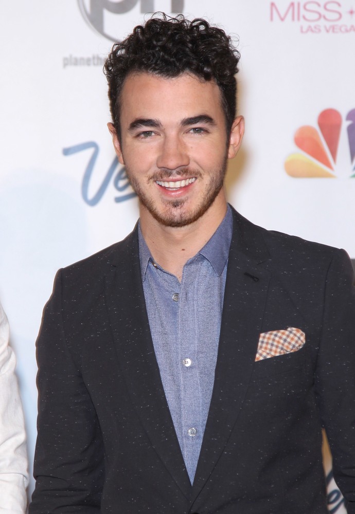 Kevin Jonas Picture 94 - 2013 Miss Usa Pageant - Arrivals