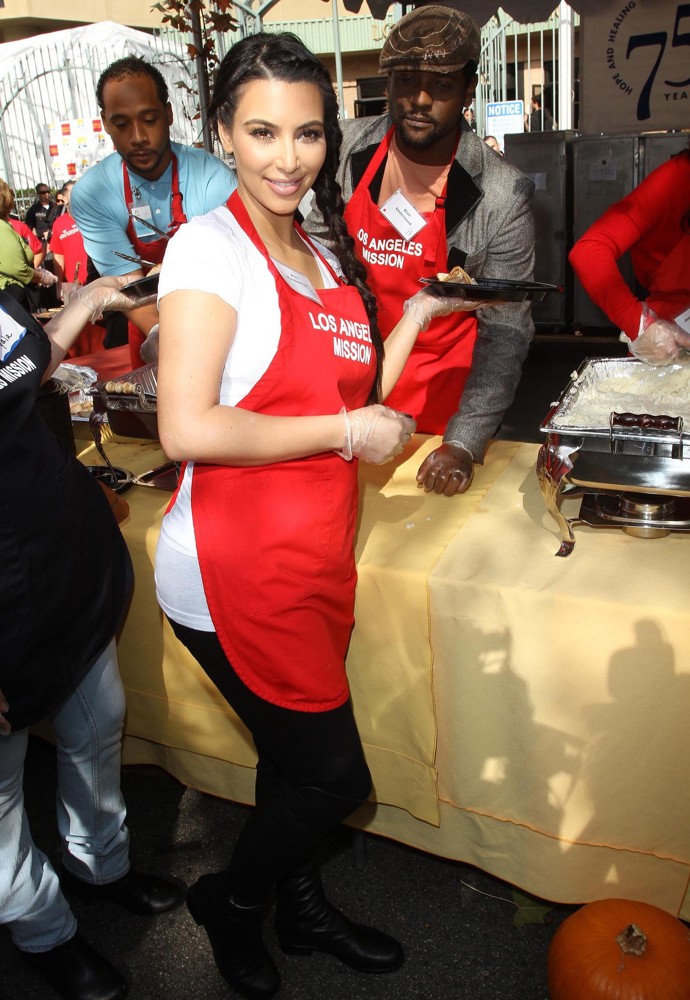 Kim Kardashian;Blair Underwood;<br>75th Anniversary of The Los Angeles Mission Serving Thanksgiving Dinner to The Homeless
