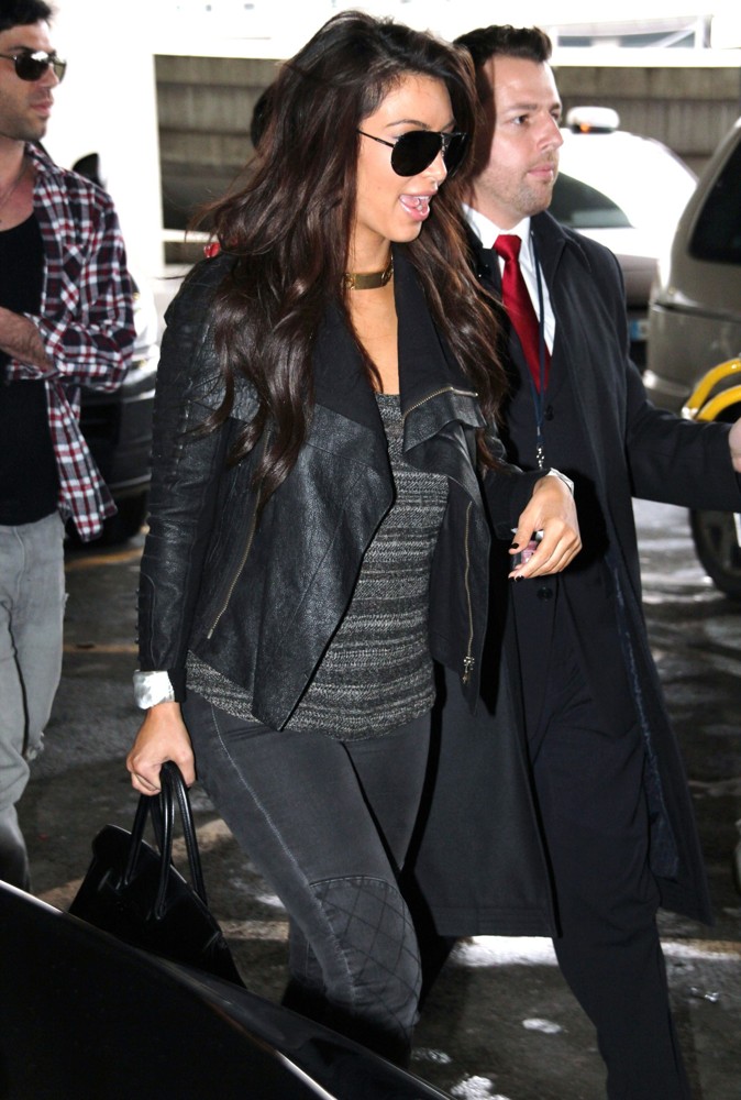 Kim Kardashian;<br>Kim Kardashian Arrives at Charles de Gaulle Airport