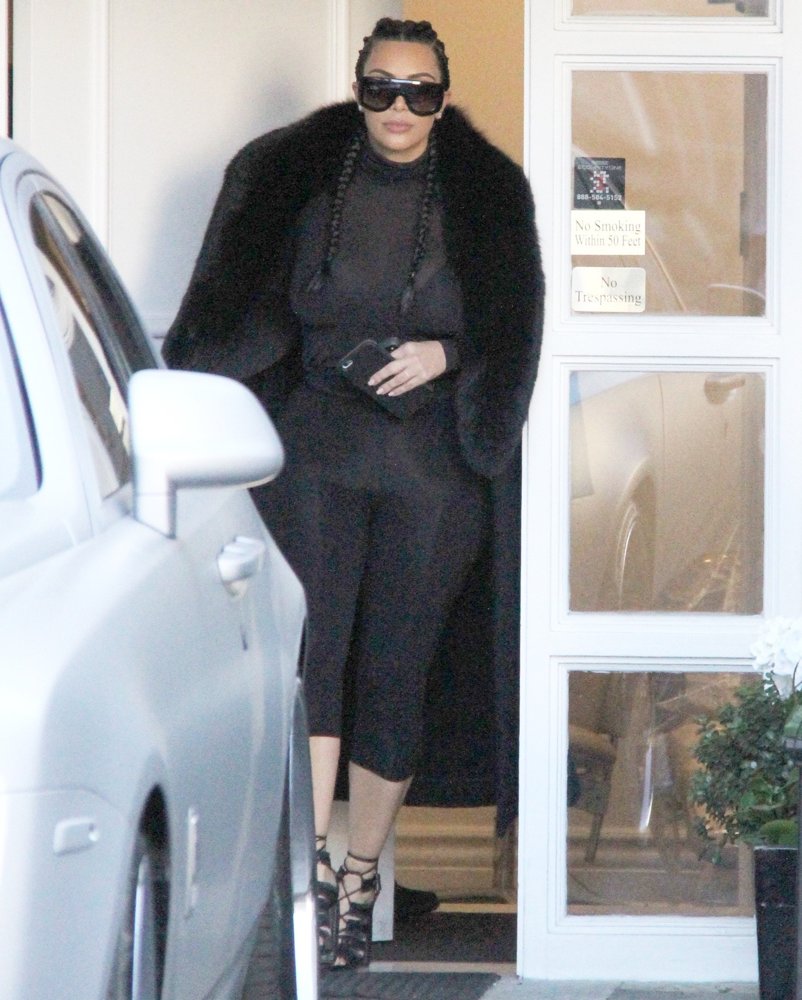 Kim Kardashian Spotted Leaving Epione Cosmetic Laser Center