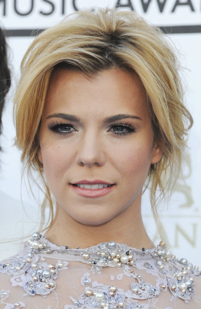 kimberly perry Picture 17 - 2013 CMT Music Awards - Arrivals