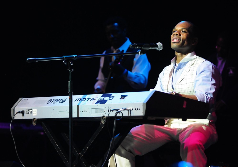 Kirk Franklin;<br>Kirk Franklin Performs During The All Star Mothers Day Celebration