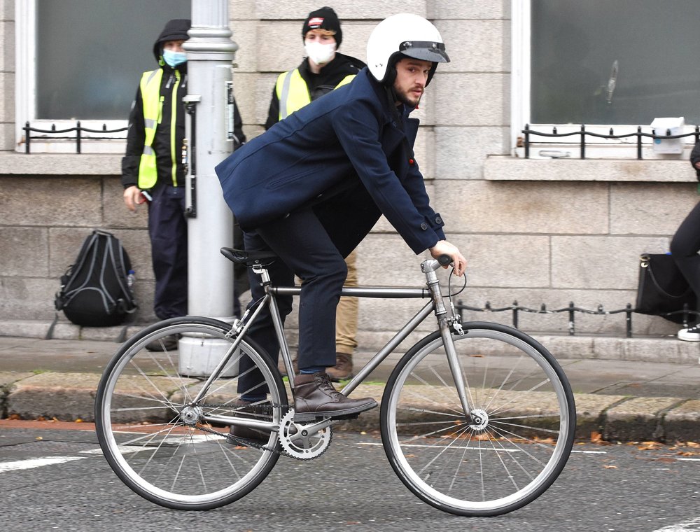 Kit Harington Filming Modern Love