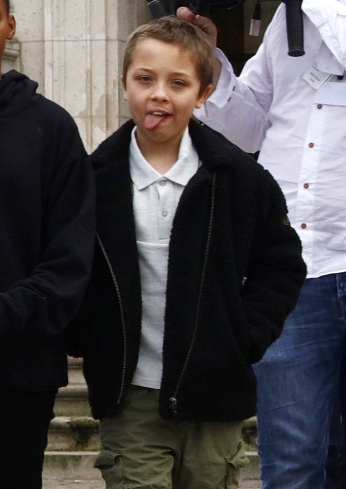 Knox Leon;<br>Angelina Jolie Visits The Louvre in Paris with Her Kids