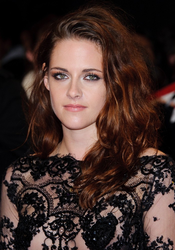 Kristen Stewart;<br>The Premiere of The Twilight Saga's Breaking Dawn Part II - Arrivals