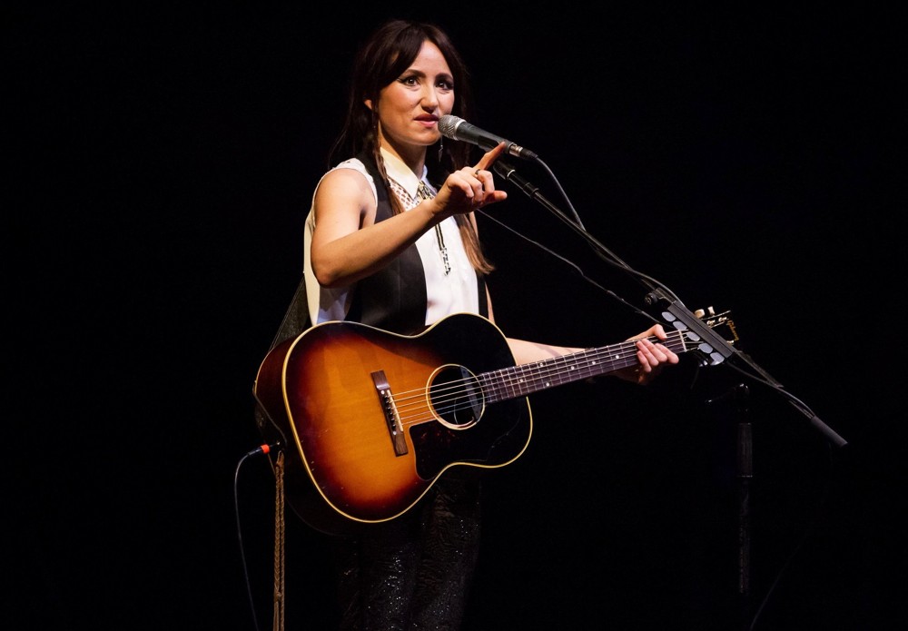KT Tunstall;<br>KT Tunstall Performing Live on Stage