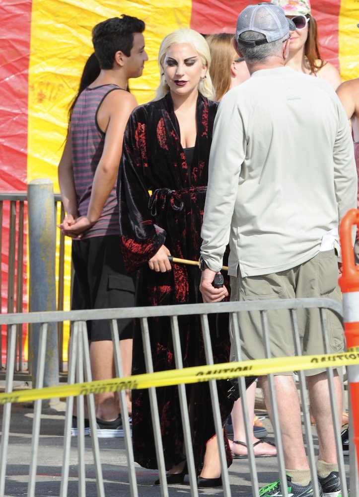 Lady GaGa;<br>Lady GaGa Dress in All Black for A Beach Carnival Scene American Horror Story: Hotel