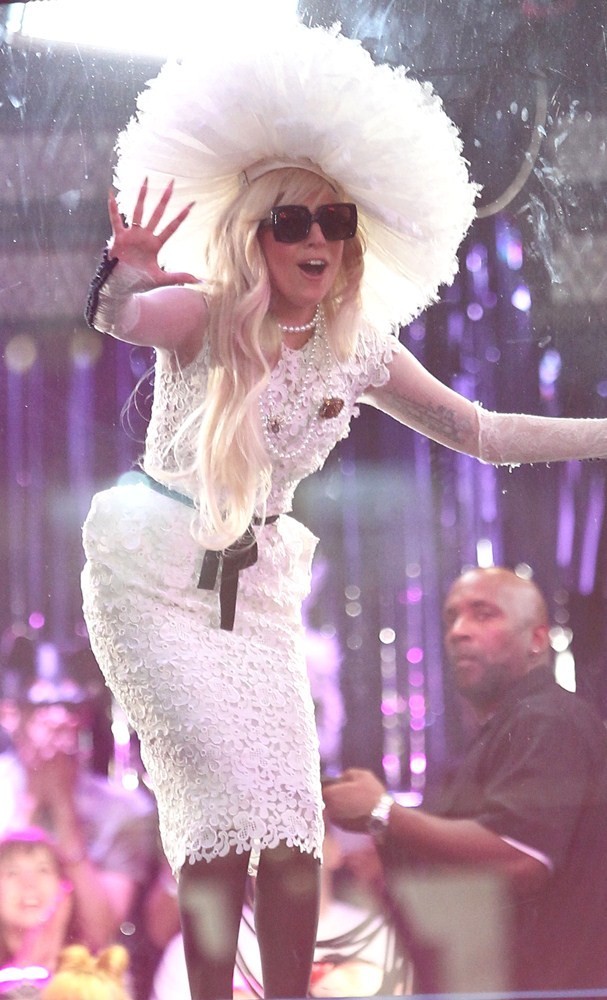 Lady GaGa;<br>Lady GaGa Filming for MTV's TRL