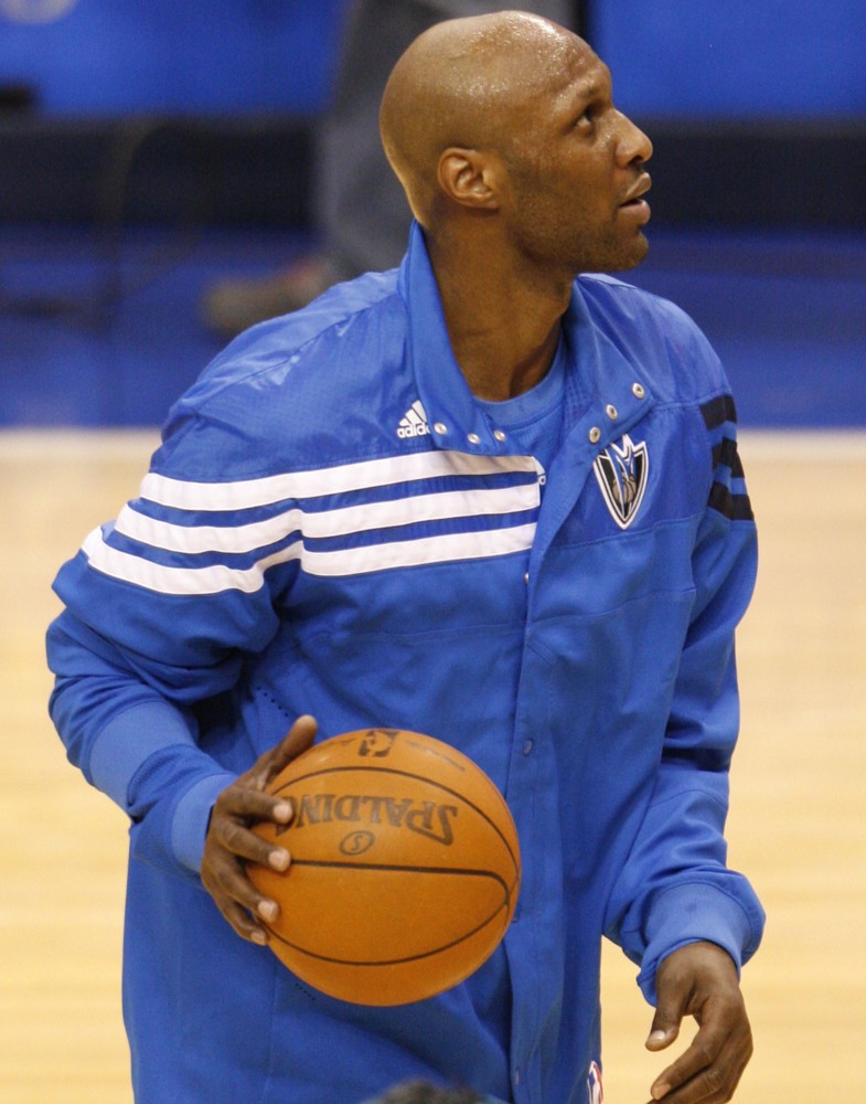 Lamar Odom Warming Up for The Dallas Mavericks as They  Take on Utah Jazz