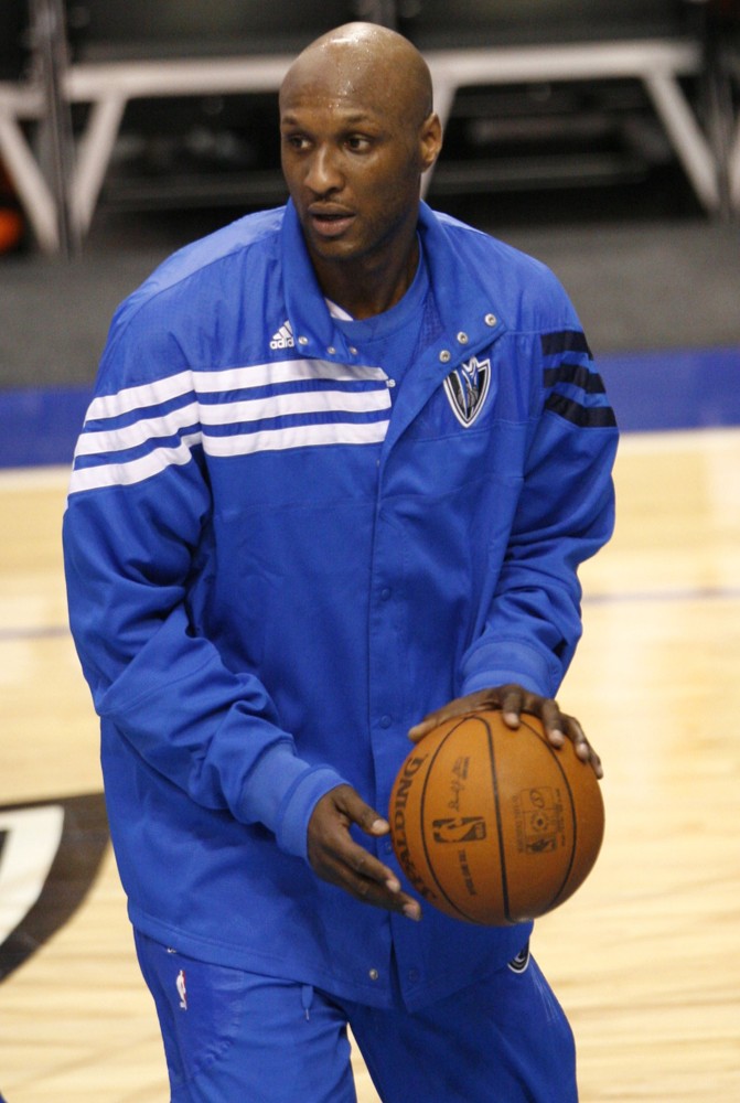 Lamar Odom Warming Up for The Dallas Mavericks as They  Take on Utah Jazz
