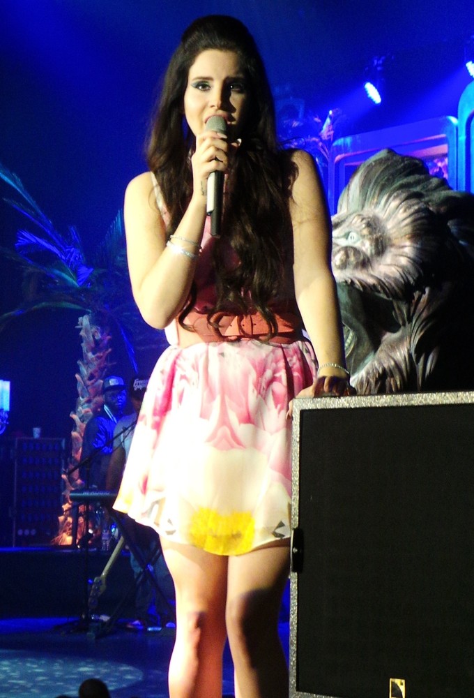 Lana Del Rey;<br>Lana Del Rey Performs Live in Concert