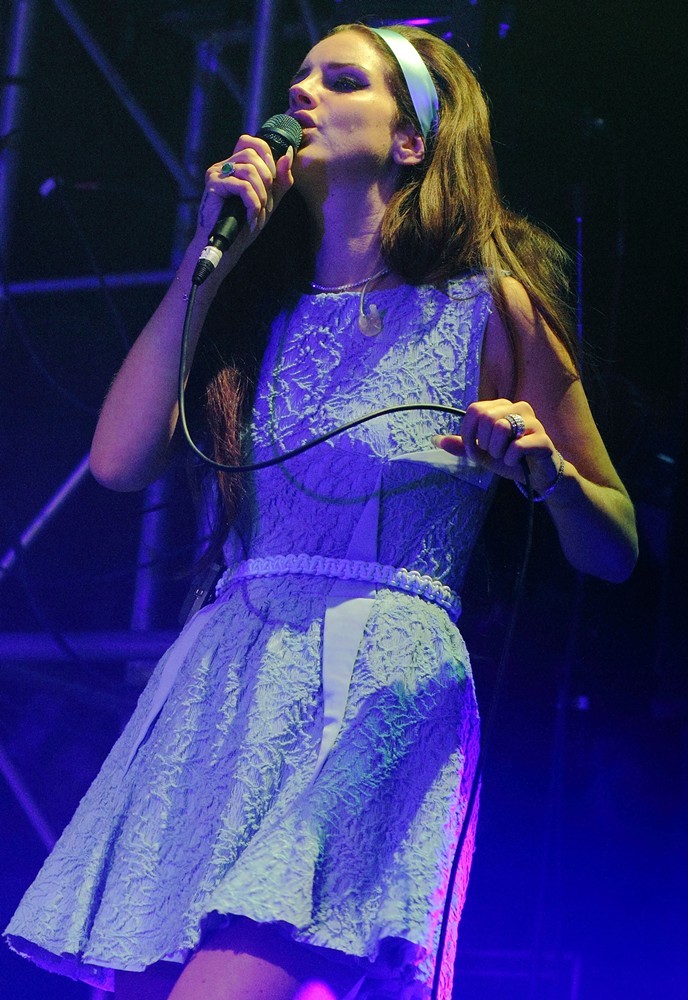Lana Del Rey;<br>Lana Del Rey Performing Live at Spin Off Festival