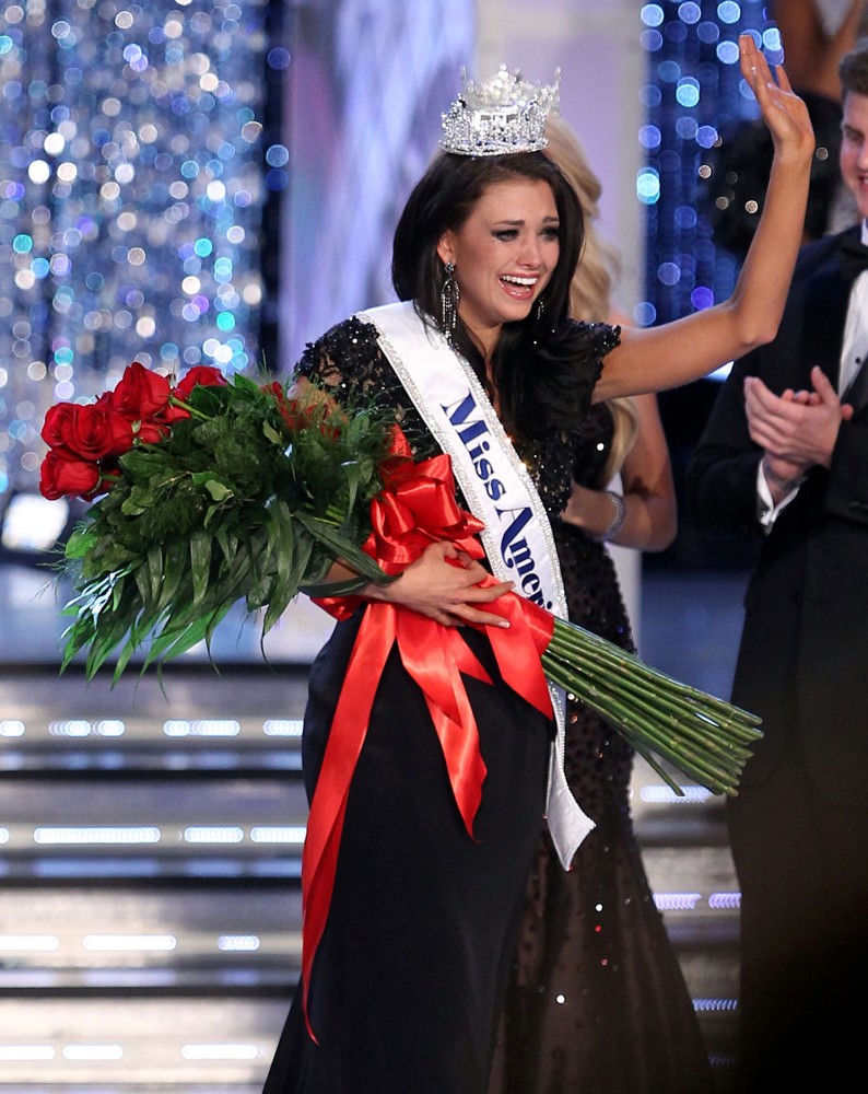 Laura Kaeppeler;<br>2012 Miss America Pageant Final