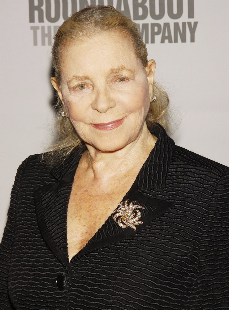 Lauren Bacall Picture 2 "Australia" New York City Premiere Arrivals