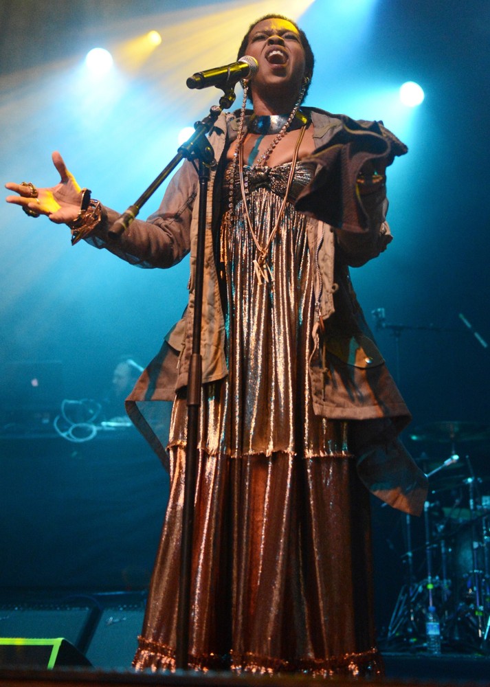 Lauryn Hill;<br>Lauryn Hill Performs Live