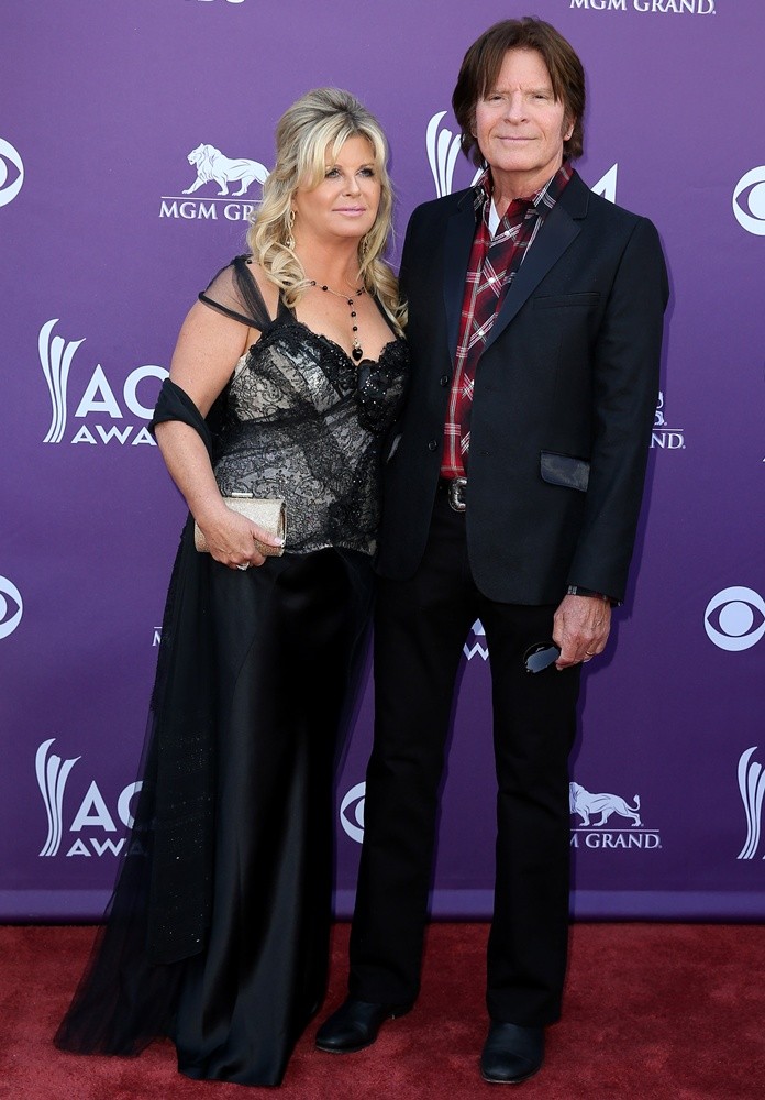 Julie Lebiedzinski;John Fogerty;<br>48th Annual ACM Awards - Arrivals