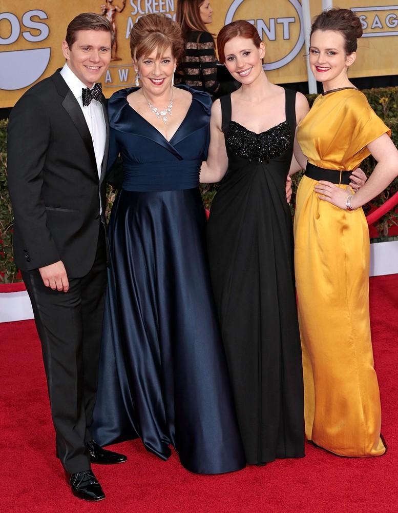 Allen Leech;Phyllis Logan;Amy Nuttall;Sophie McShera;<br>19th Annual Screen Actors Guild Awards - Arrivals