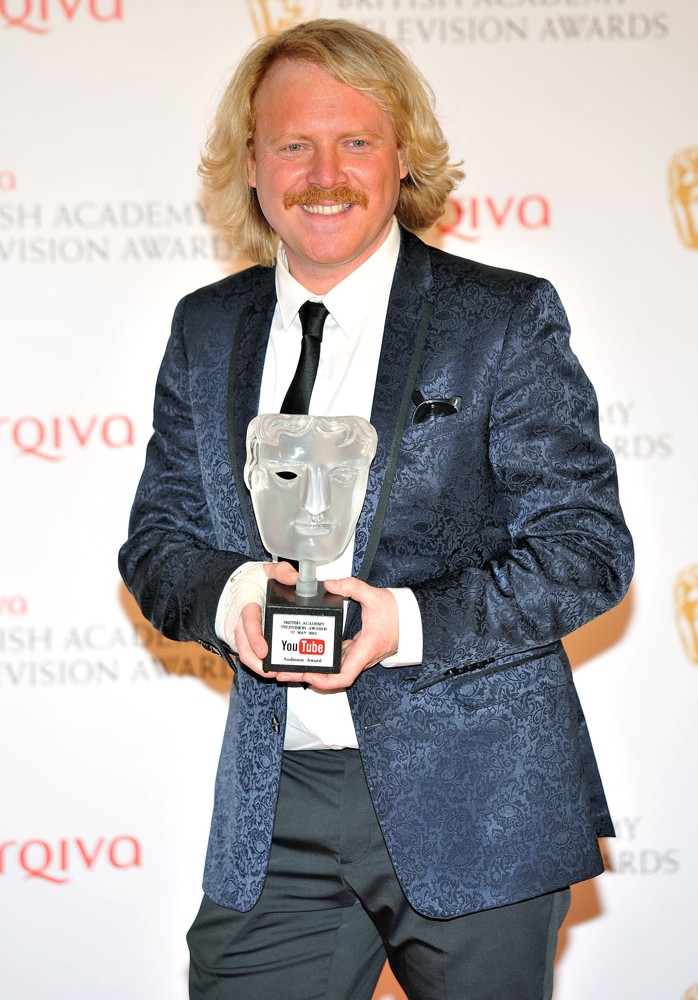 Leigh Francis Picture 8 - The BRIT Awards 2012 - Arrivals