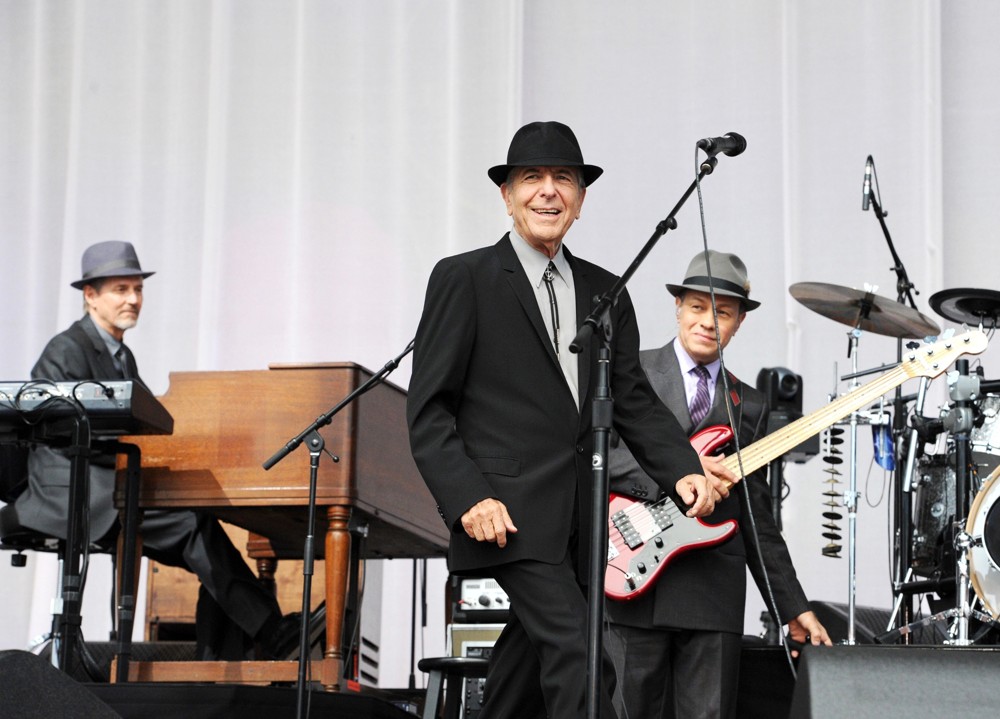Leonard Cohen;<br>Leonard Cohen Performs for A Live Audience