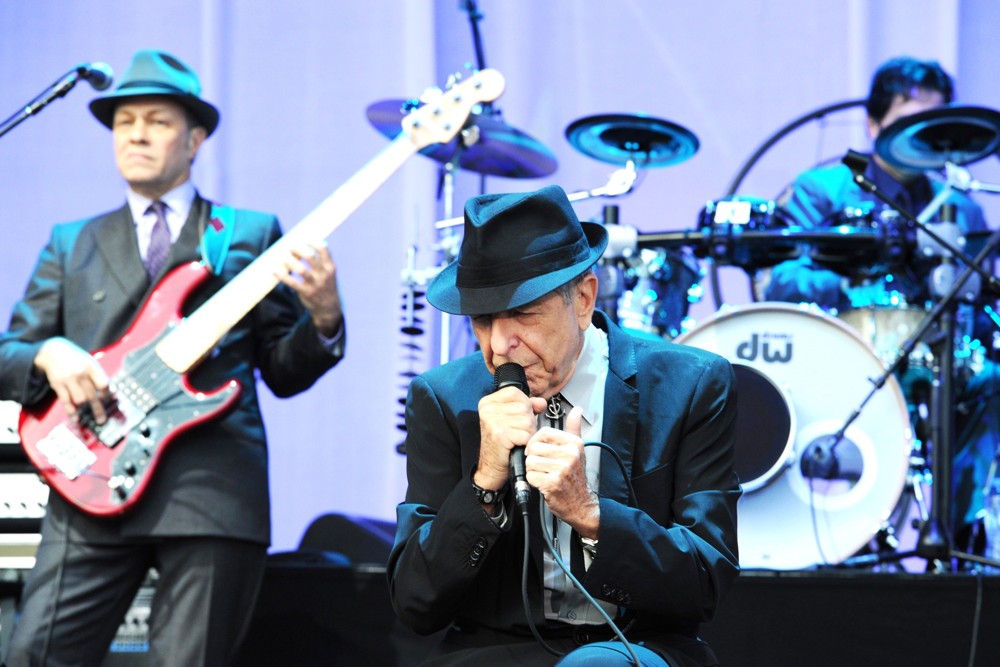 Leonard Cohen;<br>Leonard Cohen Performs for A Live Audience