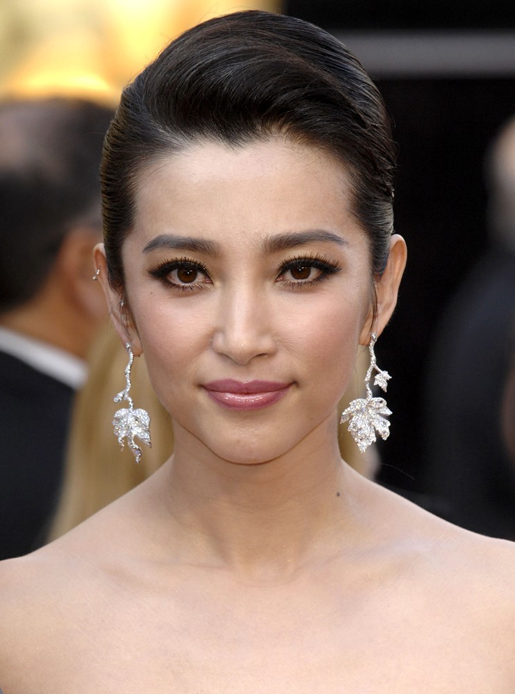 Li Bingbing Picture 1 84th Annual Academy Awards Arrivals