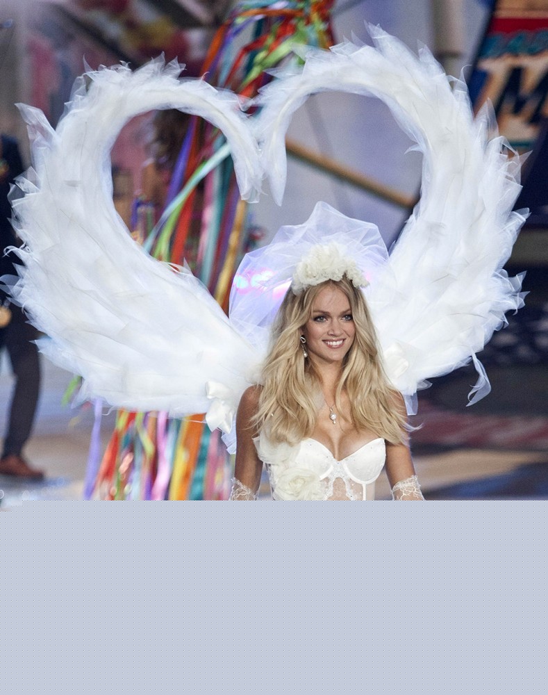 Lindsay Ellingson;<br>The 2012 Victoria's Secret Fashion Show - Inside