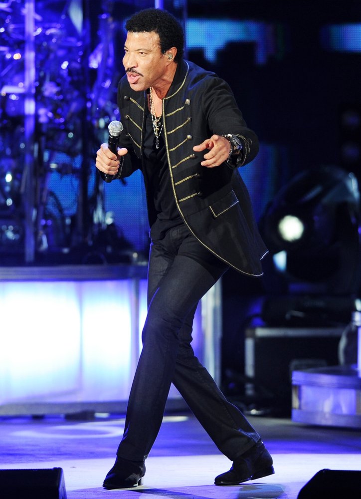 lionelrichie Picture 1 Lionel Richie Performing Live in Concert