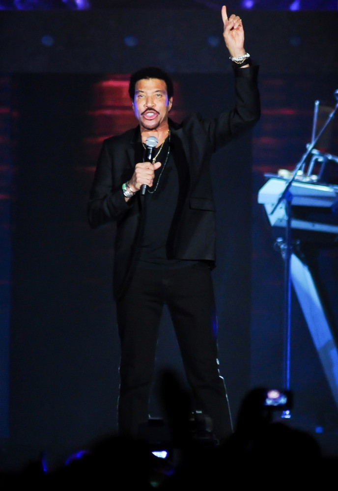 Lionel Richie;<br>Lionel Richie Performs During His Tuskegee Tour