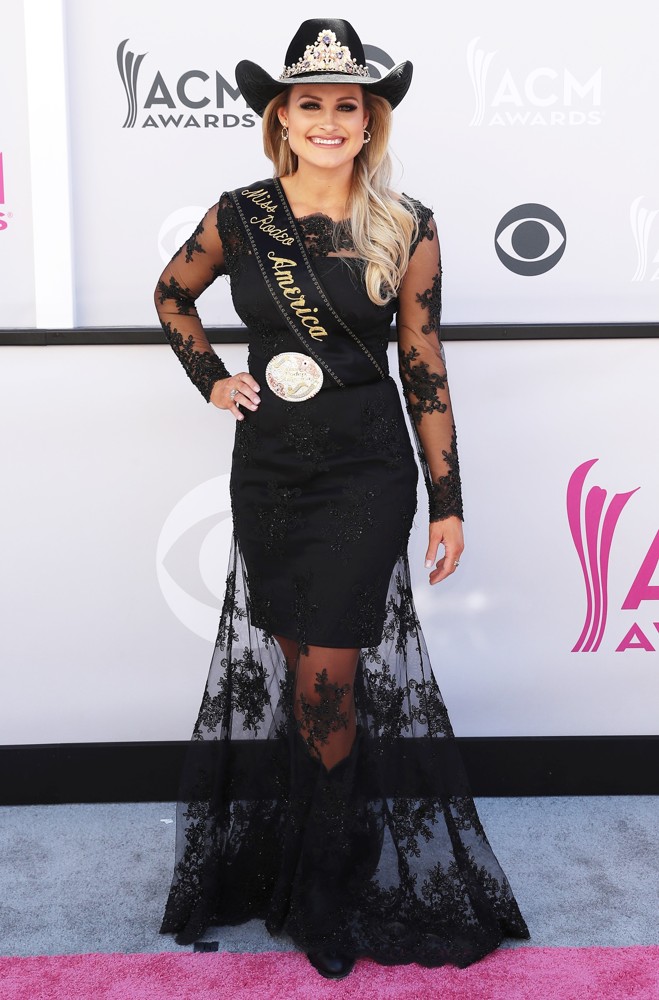 Lisa Lageschaar;<br>52nd Academy of Country Music Awards - Arrivals
