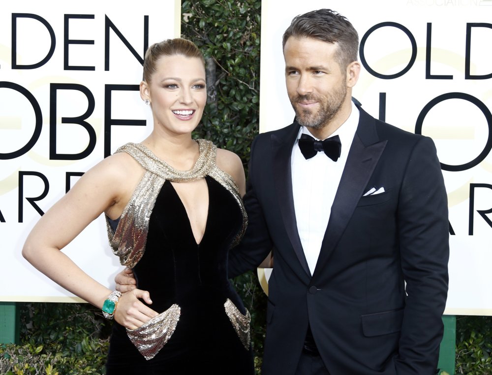 Blake Lively;Ryan Reynolds;<br>74th Golden Globe Awards - Arrivals