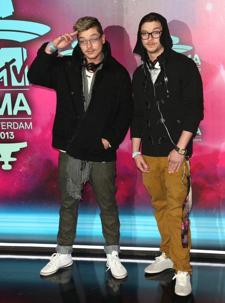 Locnville;<br>20th MTV Europe Music Awards - Arrivals