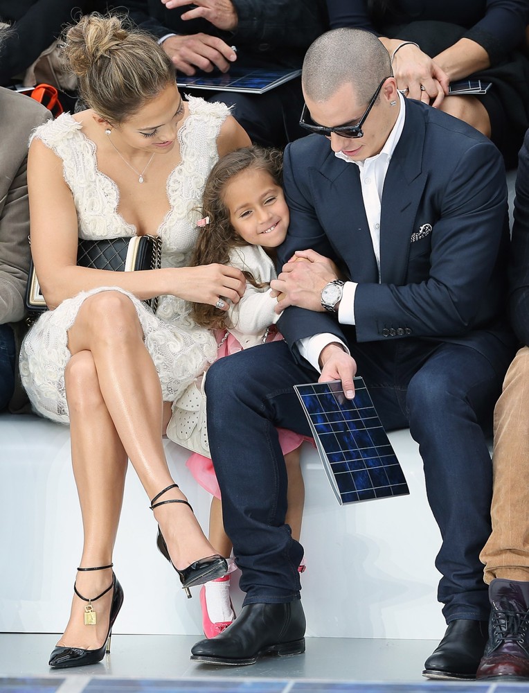 Jennifer Lopez;Emme Anthony;Casper Smart;<br>Paris Fashion Week Spring-Summer 2013 - Chanel - Front Row